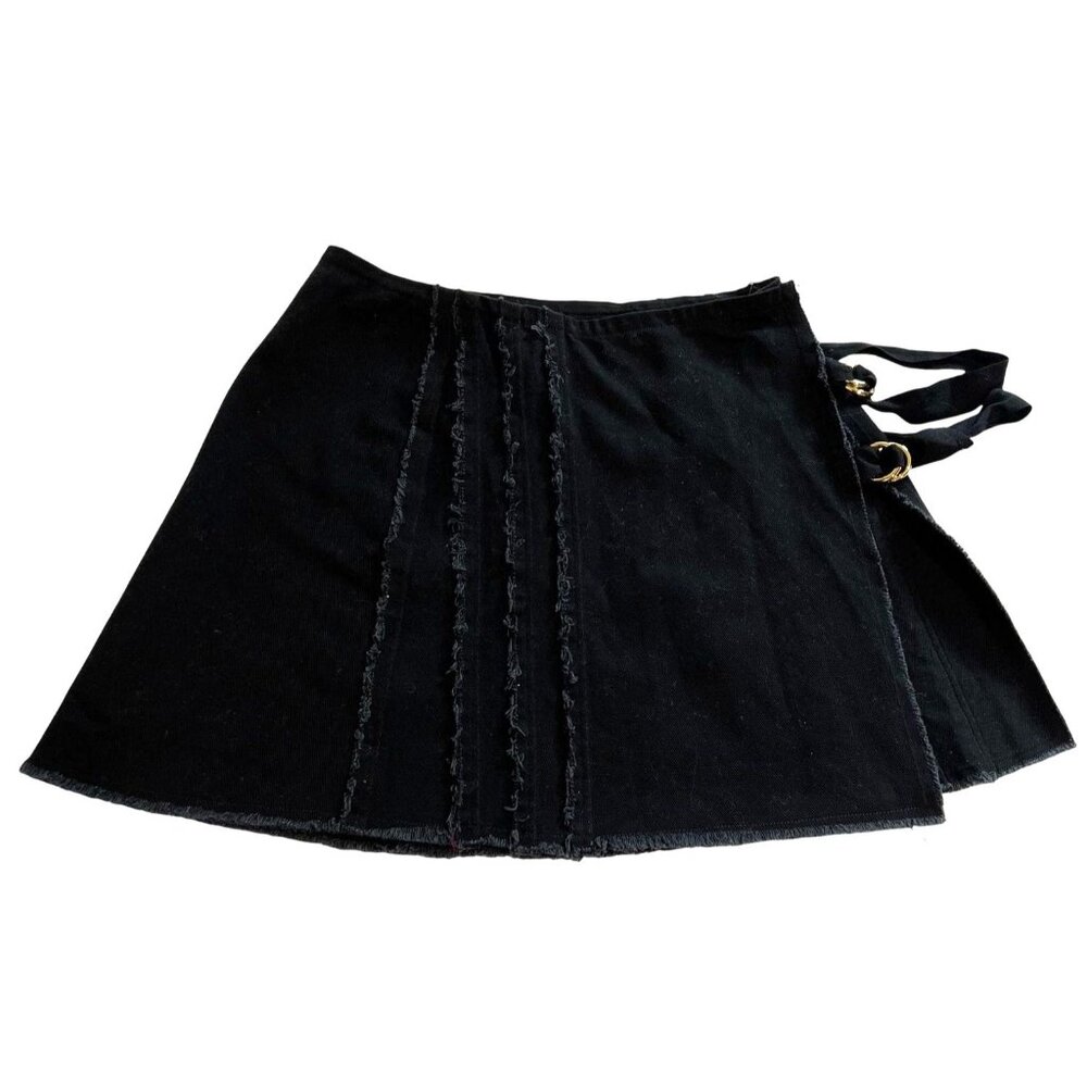 ARE YOU AM I Kolten Mini Skirt in Black